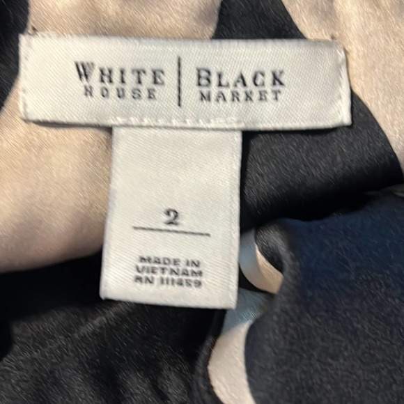 White House Black Market Size 2 Ruffle Halter Cocktail Floral Satin Dress. - Picture 4 of 5